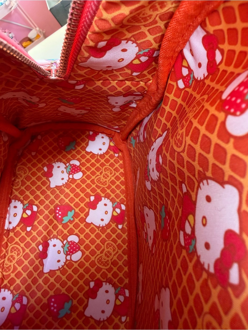 Loungefly Hello Kitty Waffle Mini Backpack - Picture 6 of 9